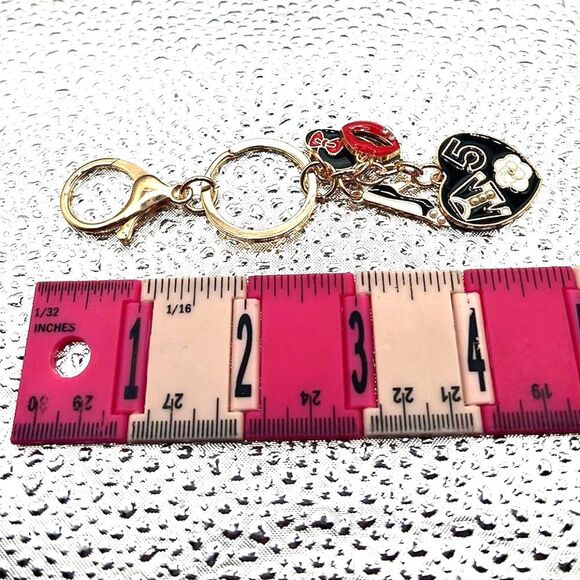 Heart, Lips, Hat and Shoe Purse Charm Keychain - NEW! - Picture 5 of 5